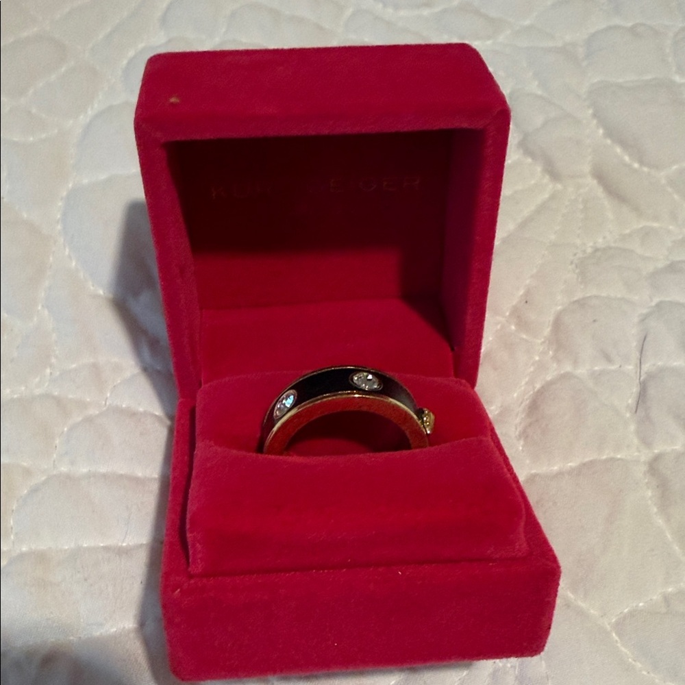 Kurt Geiger Gold and Black Ring stones